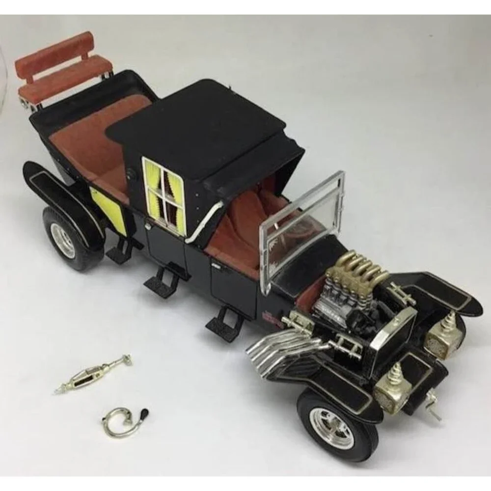 Ertl Munster Koach Model Car Vehicle Herse Black Diecast George Barris 1:18 Vtg
